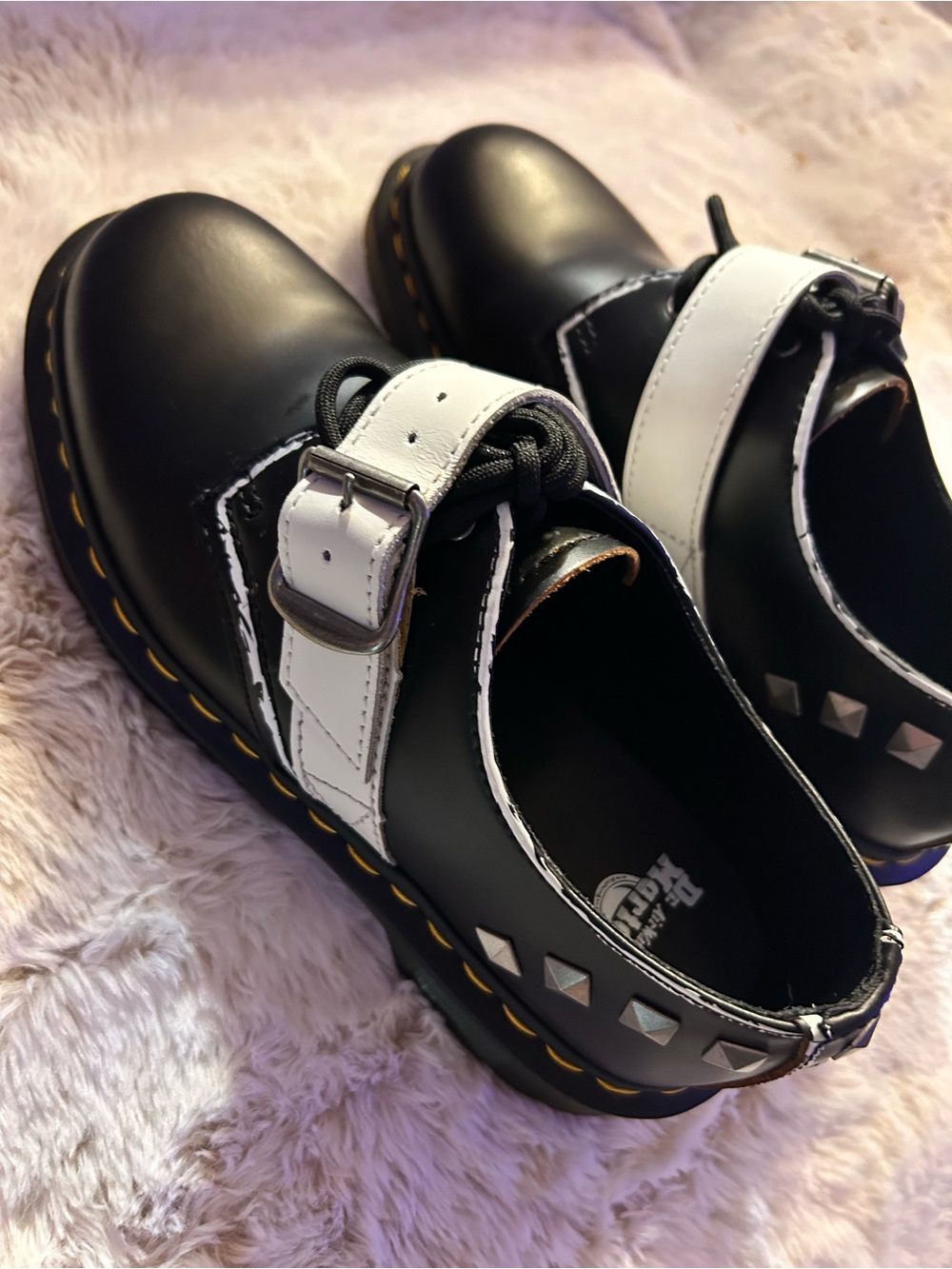 Dr. Martens 1461 Zambello Stud Derby Shoes Women’s size 7 - Picture 6 of 12